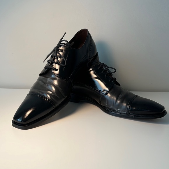 From Germany! LLOYD shoes in black and dark gray color. - Picture 1 of 12